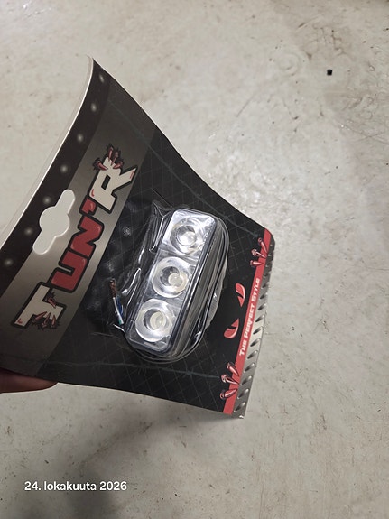 Product image 1 of 3