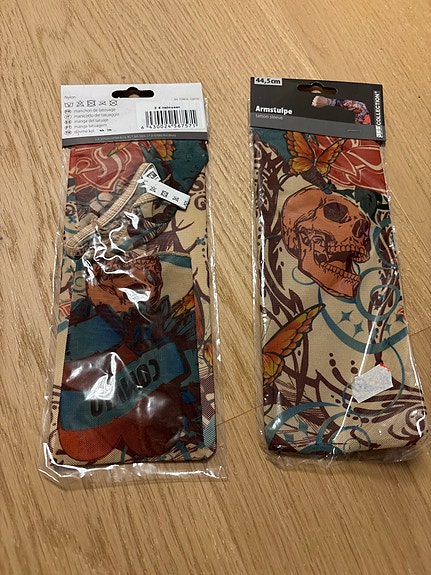 Product image 1 of 2
