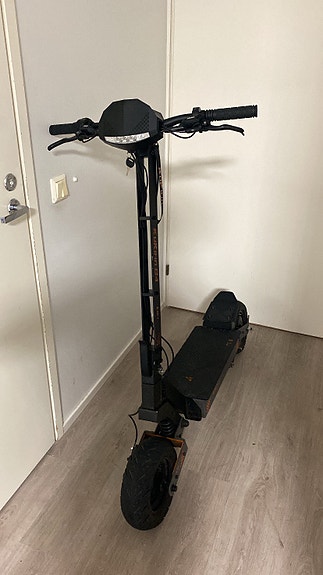 Product image 1 of 3