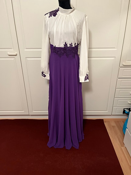 Product image 1 of 8