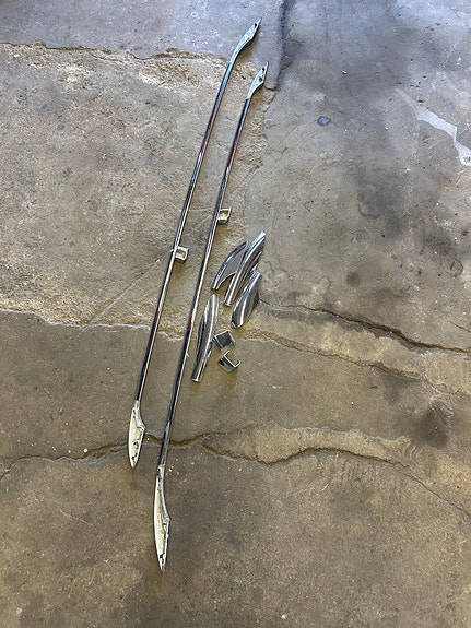 Product image 1 of 2