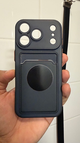 Apple iPhone 18 Pro -kuoret korttitaskulla