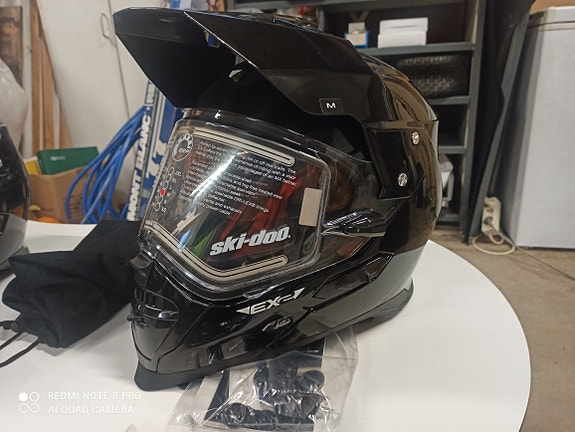 Product image 1 of 6