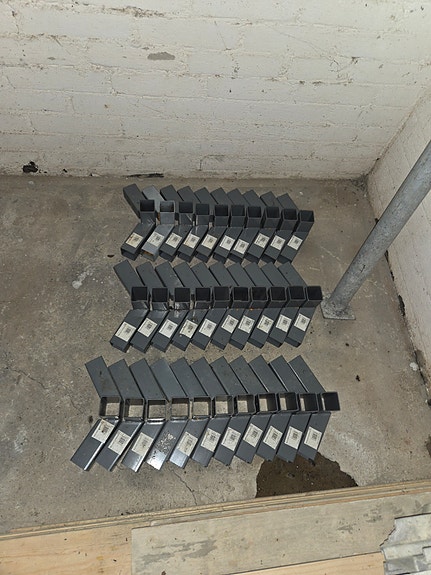 Product image 1 of 4