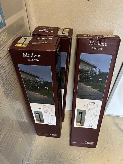 Product image 1 of 3