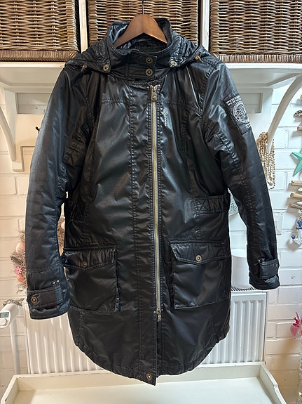Product image 1 of 10