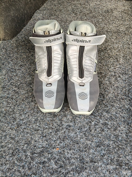 Product image 1 of 2