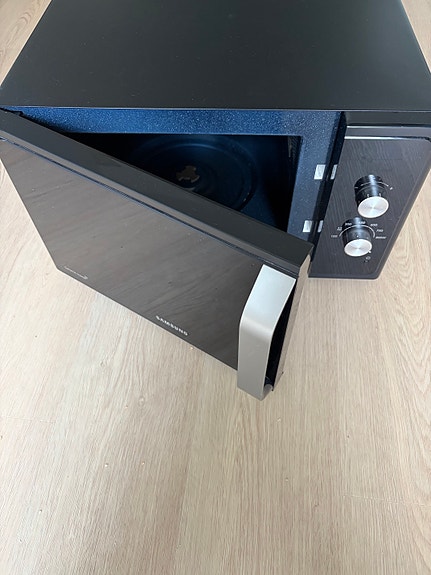 Product image 1 of 4