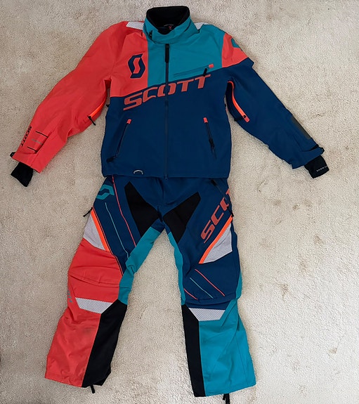 Product image 1 of 7