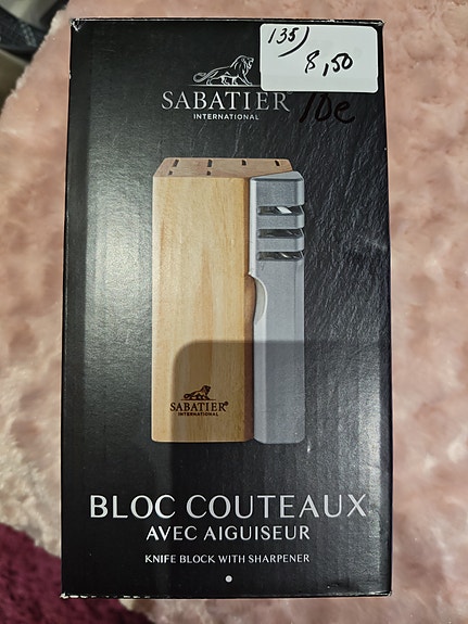 Product image 1 of 3