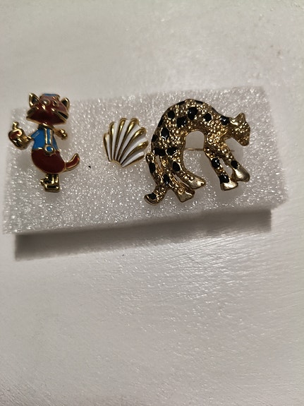 Product image 1 of 3
