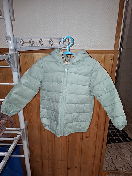 Product image 1 of 2