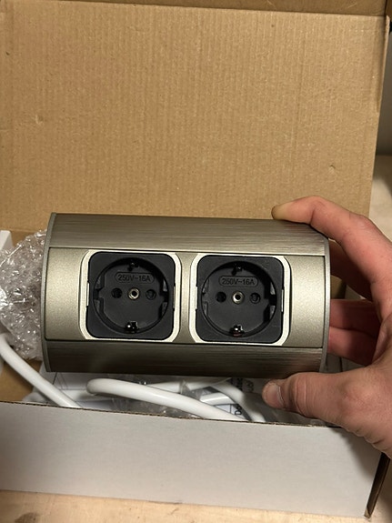 Product image 1 of 4