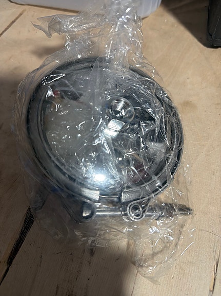 Product image 1 of 3