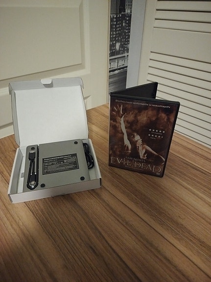 Product image 1 of 3