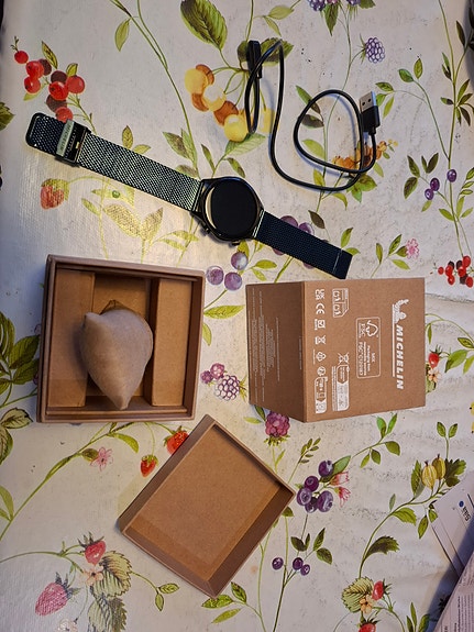 Product image 1 of 2