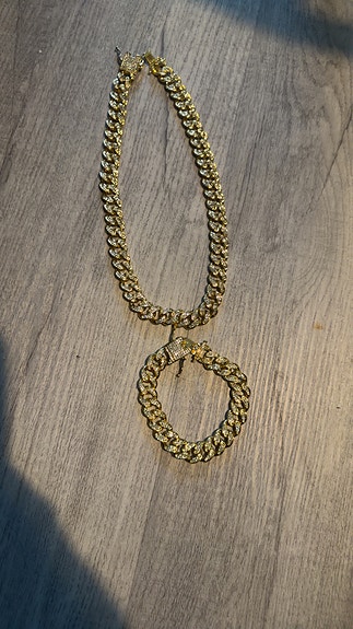 Product image 1 of 4
