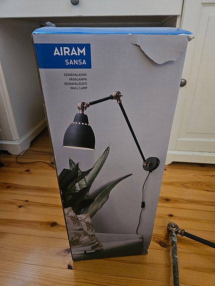 Product image 1 of 3