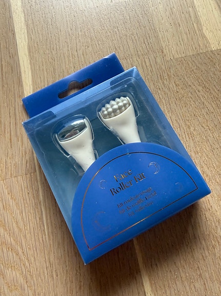 Product image 1 of 2