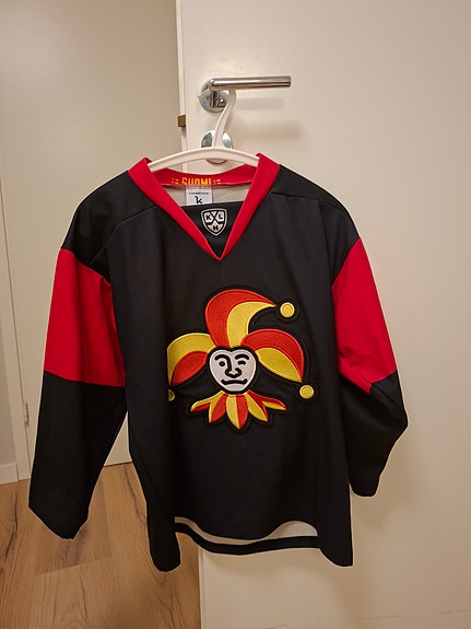 Product image 1 of 8