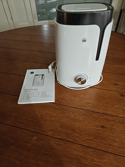 Product image 1 of 3