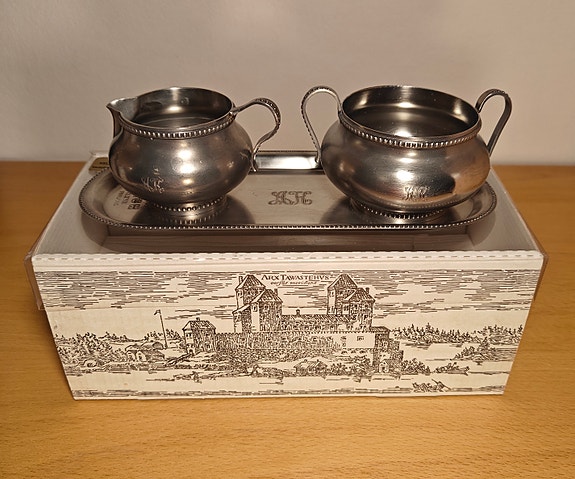 Product image 1 of 5