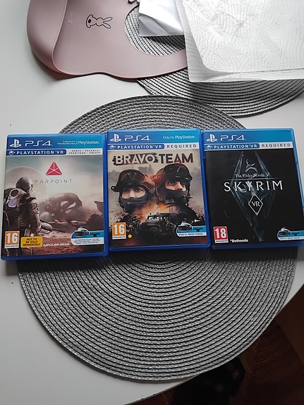 ps4 pelejä