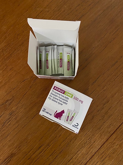 Product image 1 of 2