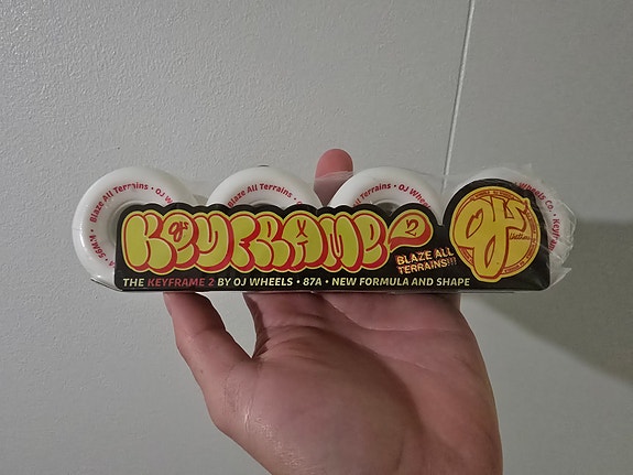 Product image 1 of 3