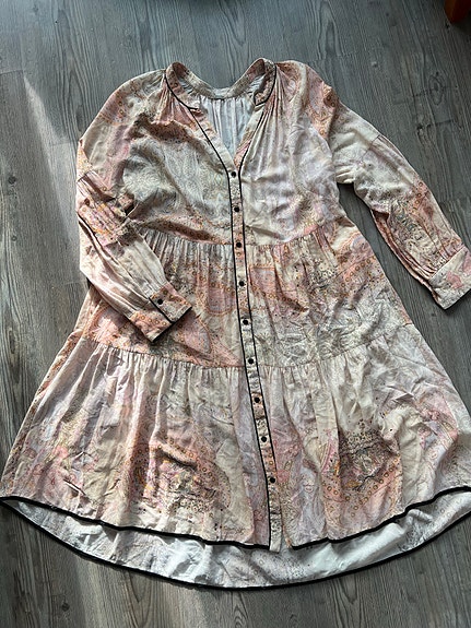 Product image 1 of 7