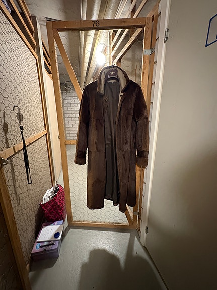 Product image 1 of 7