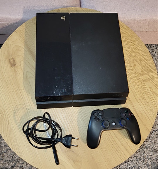 Product image 1 of 3
