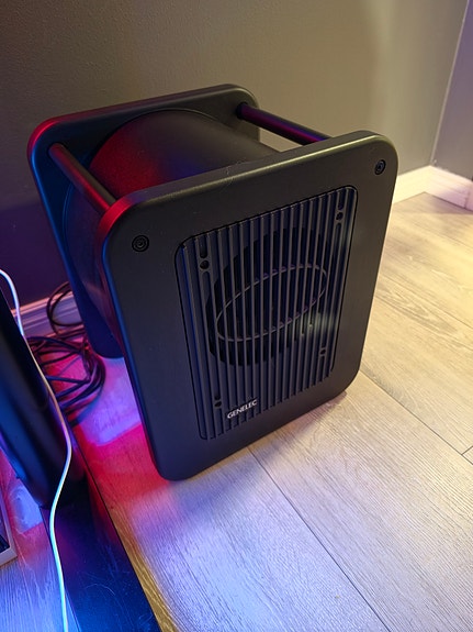 Product image 1 of 3