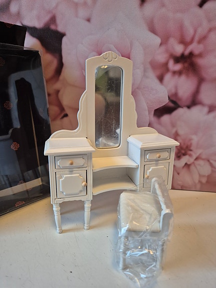 Product image 1 of 5