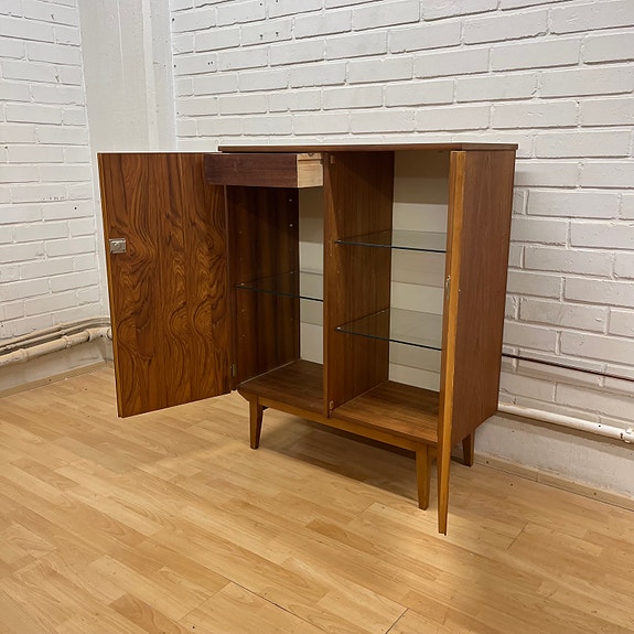 Product image 1 of 8