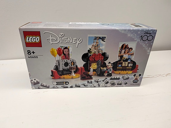 Product image 1 of 8