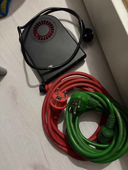 Product image 1 of 2