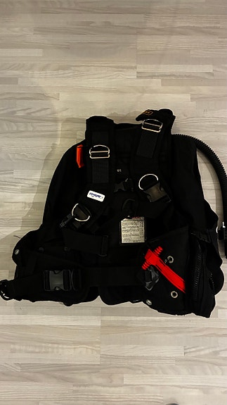 Product image 1 of 3