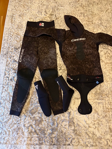Product image 1 of 4