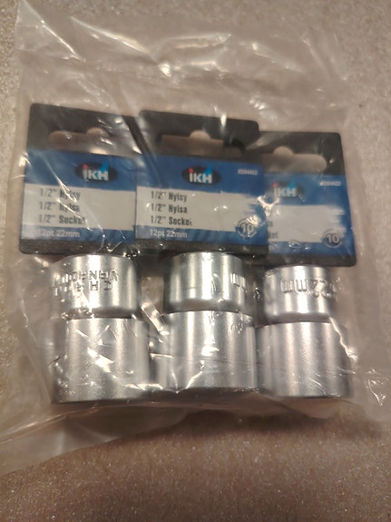 Product image 1 of 3