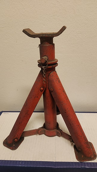 Product image 1 of 3