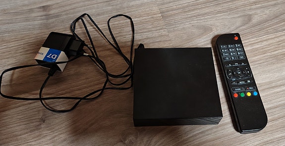 Product image 1 of 4