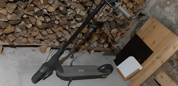 Product image 1 of 4