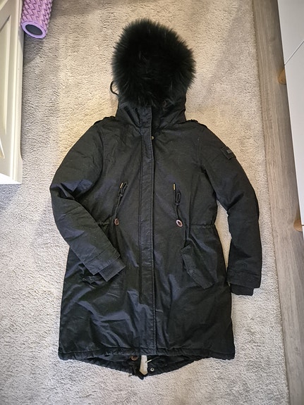 Product image 1 of 9