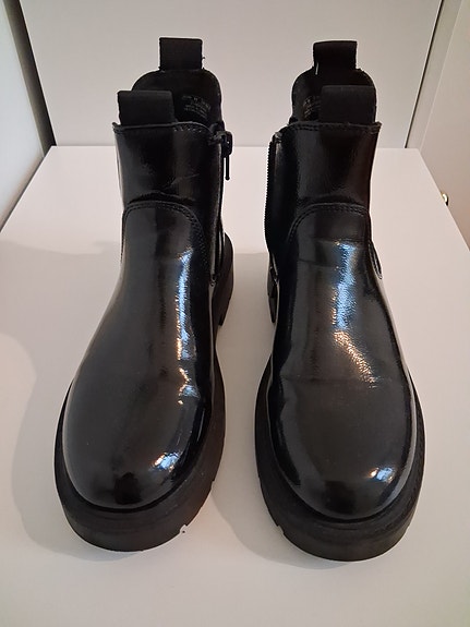 Product image 1 of 7