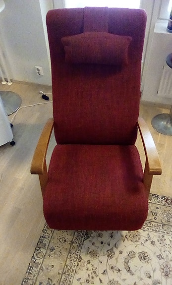 Product image 1 of 2