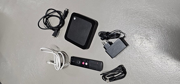 Product image 1 of 3