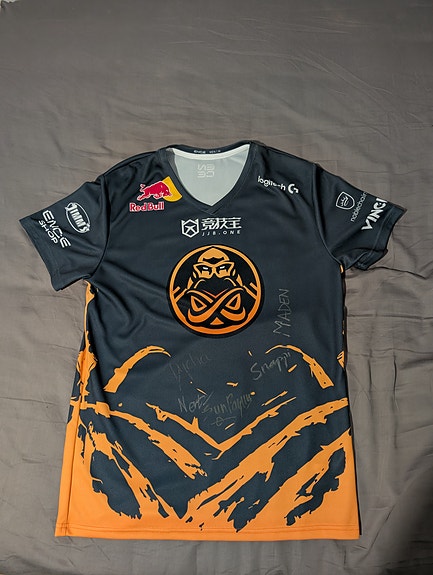 Product image 1 of 4
