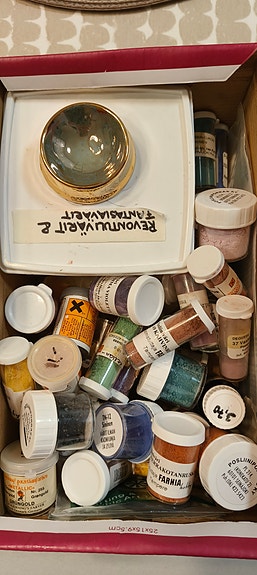 Product image 1 of 3