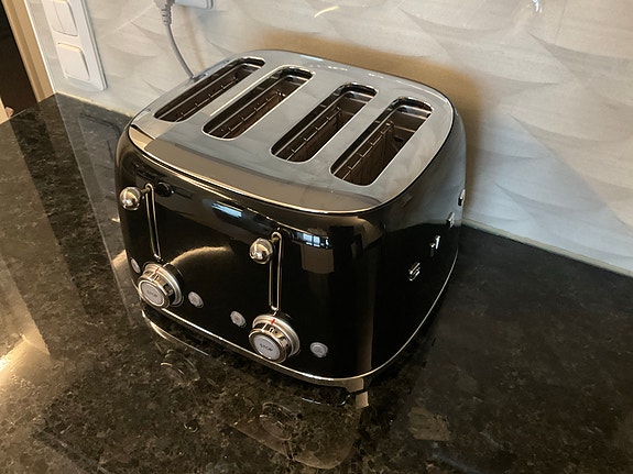 Product image 1 of 4